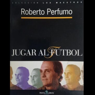 Jugar al fútbol